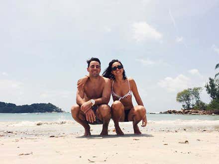 Dani Obregón desde Indonesia: "Vimos la final del Falla en diferido, con tortillas y embutido"