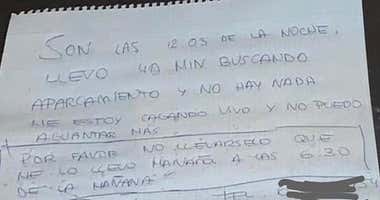 “Llevo 40 minutos buscando aparcamiento. Me estoy cagando vivo y no puedo aguantar más”