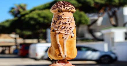 La Pichería y sus gofres con forma de pene desembarcan en La Barrosa