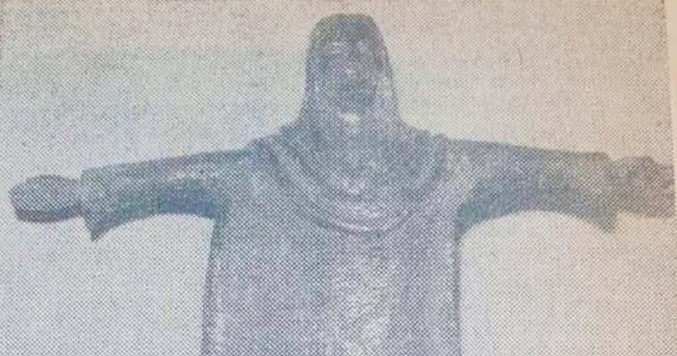 La imagen y la historia del Cristo sumergido en La Caleta en memoria de Raúl Calvo