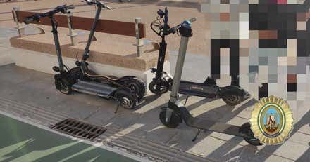 La Policía Local de Cádiz crea confusión respecto a la obligatoriedad del casco con los patinetes eléctricos