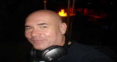 Fallece Álex Comix, mítico y querido DJ de Cádiz