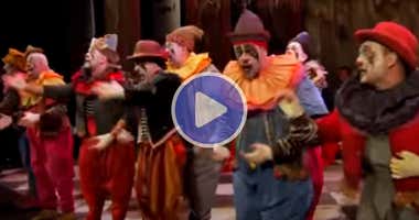 El pasodoble 'juancarlista' de Martínez Ares, el más puntuado de las comparsas en el COAC 2022