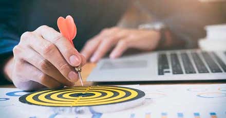 Las empresas subcontratan las partes no esenciales de su core business