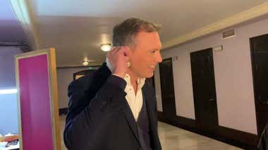 Enrique Miranda: ingeniero, modelo, presentador, biblioteca del carnaval, escritor...