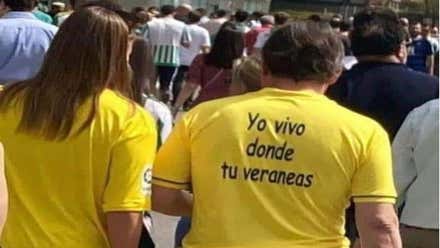 La camiseta la mar de gaditana de un cadista que se llevó todas las miradas en Sevilla