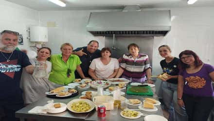 Una ola de solidaridad da nueva vida a ‘Amigas al Sur’