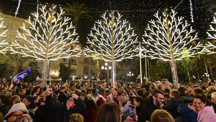 El Ayuntamiento de Cádiz triplica el presupuesto del alumbrado de Navidad y recupera el de Carnaval