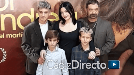 ‘El Amor de Andrea’, la película grabada en Cádiz, arropada en su preestreno por un lleno absoluto