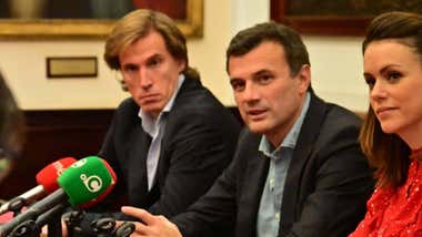 El alcalde de Cádiz niega el colapso en Asuntos Sociales y acusa al anterior Gobierno de “desmantelar” la plantilla