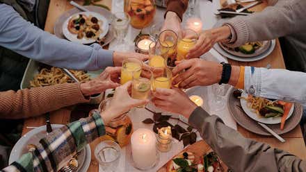 Cómo 'sobrevivir' a las comidas y excesos gastronómicos navideños