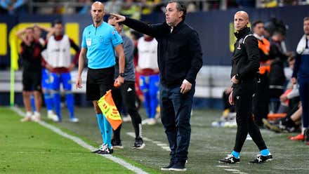 La crónica de Vera Luque del Alavés-Cádiz CF: Crónica de un cese anunciado