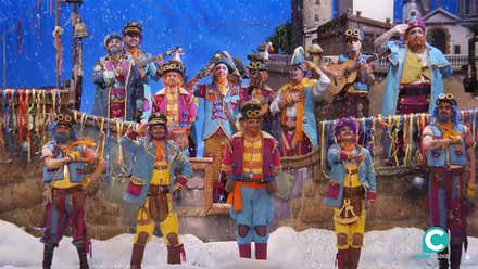 ...Y pasó lo que tenía que pasar en el final del popurrí de 'Los colgaos'