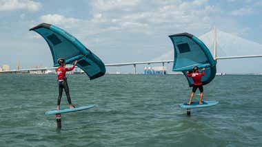 El programa de Deporte Escolar de Cádiz añade la práctica modalidad foiling de vela