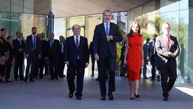 Cádiz pasa de unos Reyes a otros