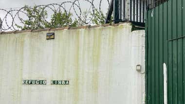 Denuncian que la Junta se “desentiende del maltrato“ a voluntarias del Refugio Kimba