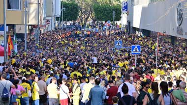 Recibimiento y concentración de protesta. La previa del Cádiz CF más enrarecida