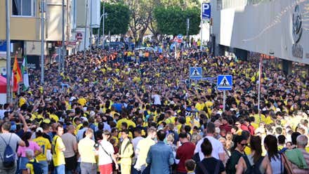 Recibimiento y concentración de protesta. La previa del Cádiz CF más enrarecida