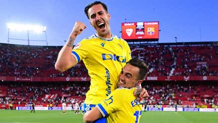 El Cádiz CF se sobrepone a otra 'delcerrograndada' en el VAR para seguir creyendo en el milagro