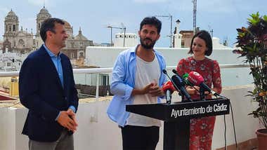 Antoñito Molina pregonará el Carnaval de Cádiz 2025