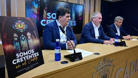 El Cádiz CF mantiene precios de los abonos pese al descenso