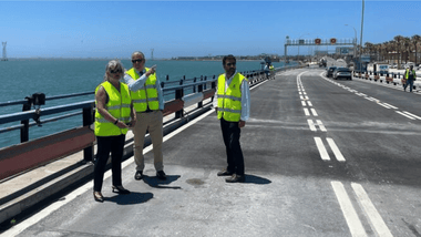 La Junta habla de “deslealtad institucional” del Gobierno por la falta de comunicación de la reapertura del Puente Carranza