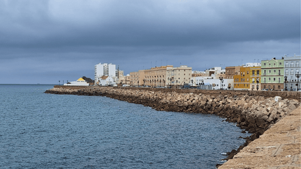 Jueves nuboso y cambios en el tiempo para el fin de semana: la previsión en Cádiz