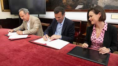 El Ayuntamiento aumenta un 25 por ciento la subvención a Cádiz Centro Comercial Abierto