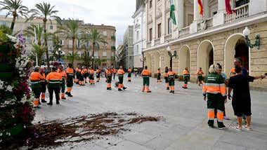 Paros parciales en Parques y Jardines de Cádiz “hartos de que el Ayuntamiento nos ignore”