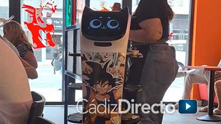Llegan los robots camareros a Cádiz