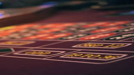 La ruleta frente a otros juegos de azar: ¿Por qué tiene tanto éxito?