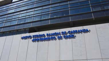 ¿Cómo puede intentar evitar la Ley de Memoria Histórica el Ayuntamiento de Cádiz con 'Estadio Carranza'?