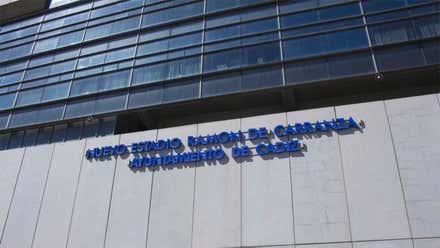 ¿Cómo puede intentar evitar la Ley de Memoria Histórica el Ayuntamiento de Cádiz con 'Estadio Carranza'?