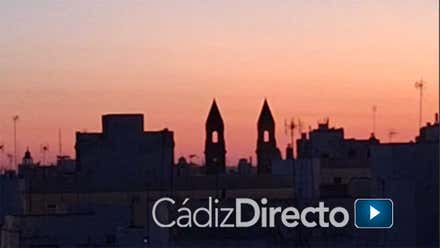 ¿Sabes qué es la hora azul? Disfruta de la impresionante versión de Cádiz de este fenómeno