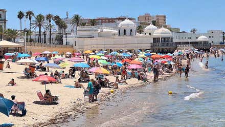 Vuelven el calor y las alertas amarillas por temperaturas máximas a Cádiz