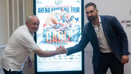 Cádiz se convierte hasta el domingo en la capital del balonmano playa con 260 equipos en competición