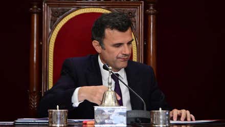 La oposición rechaza el presupuesto de Cádiz por vincular inversiones a la venta de suelo público