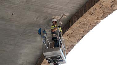 Critican la “dejadez y falta de previsión” del Ayuntamiento de Cádiz con la Puerta de Tierra