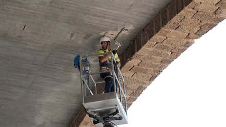Critican la “dejadez y falta de previsión” del Ayuntamiento de Cádiz con la Puerta de Tierra