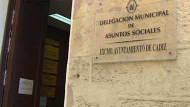 Un trabajador municipal sufre un golpe de calor en una sede de Asuntos Sociales del Ayuntamiento de Cádiz