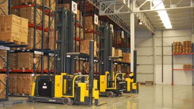 Servicios Documentales de la Zona Franca de Cádiz asume la gestión del archivo de la Inspección de Trabajo y Seguridad Social de Sevilla