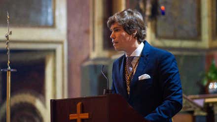 Un diputado del PP y un artista de Málaga, pregonero y autor del cartel de la Semana Santa de Cádiz 2025