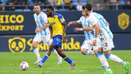 El Cádiz CF se deshace de otro problema