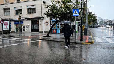 Llegan a Cádiz las primeras lluvias por la nueva DANA y la Aemet activa la alerta amarilla en casi toda la provincia