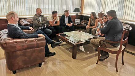 Reunión de trabajo entre el PSOE de Cádiz y la Zona Franca para coordinar proyectos locales