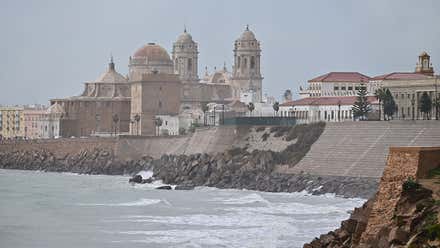Cádiz deja atrás las lluvias intensas de la DANA y se preparara para la llegada del viento de Levante