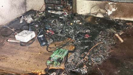 Susto por un conato de incendio en el edificio de la Aduana de Cádiz