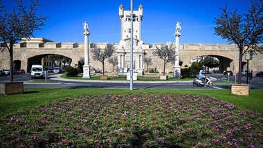 Relajación y ocio en Cádiz: Guía para disfrutar al máximo de la ciudad