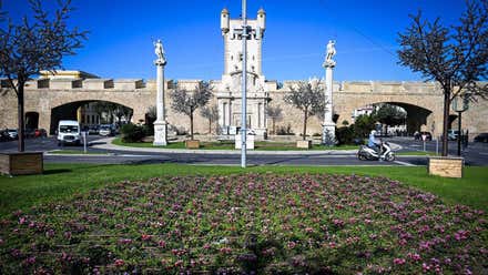 Relajación y ocio en Cádiz: Guía para disfrutar al máximo de la ciudad