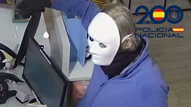 Detenido el atracador enmascarado de una Farmacia de Cádiz